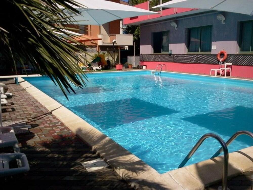 Hotel Edward Bellaria-Igea Marina Exterior photo