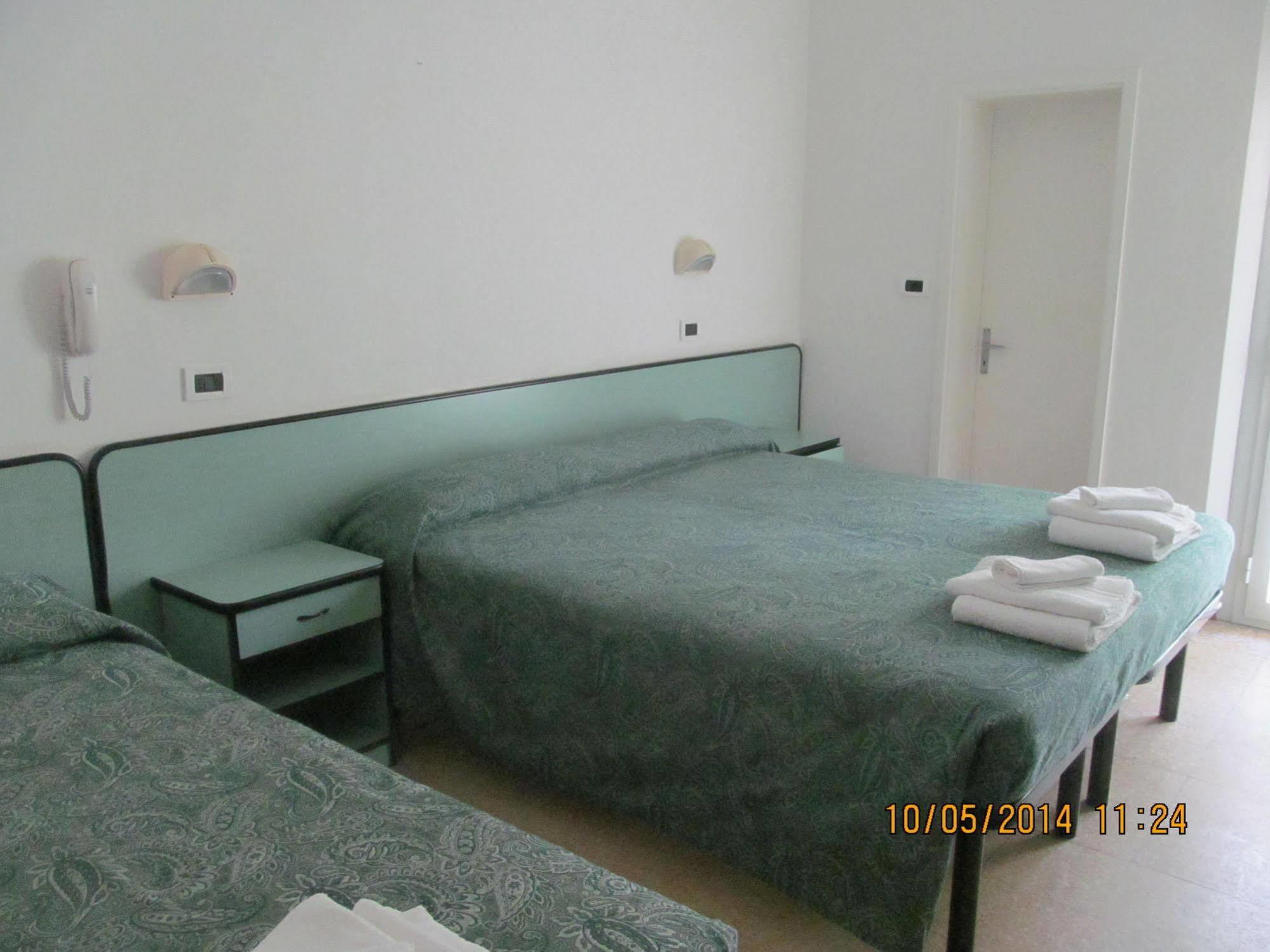 Hotel Edward Bellaria-Igea Marina Exterior photo
